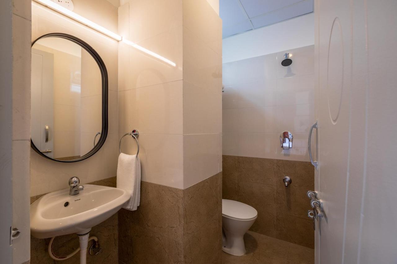 Olive Zip Domlur By Embassy Group Hotel บังกาลอร์ ภายนอก รูปภาพ